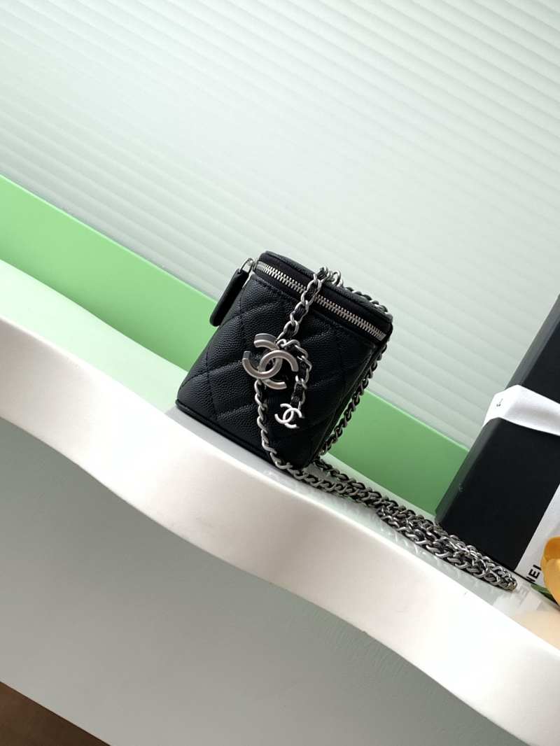 Ch**el cosmetic bags